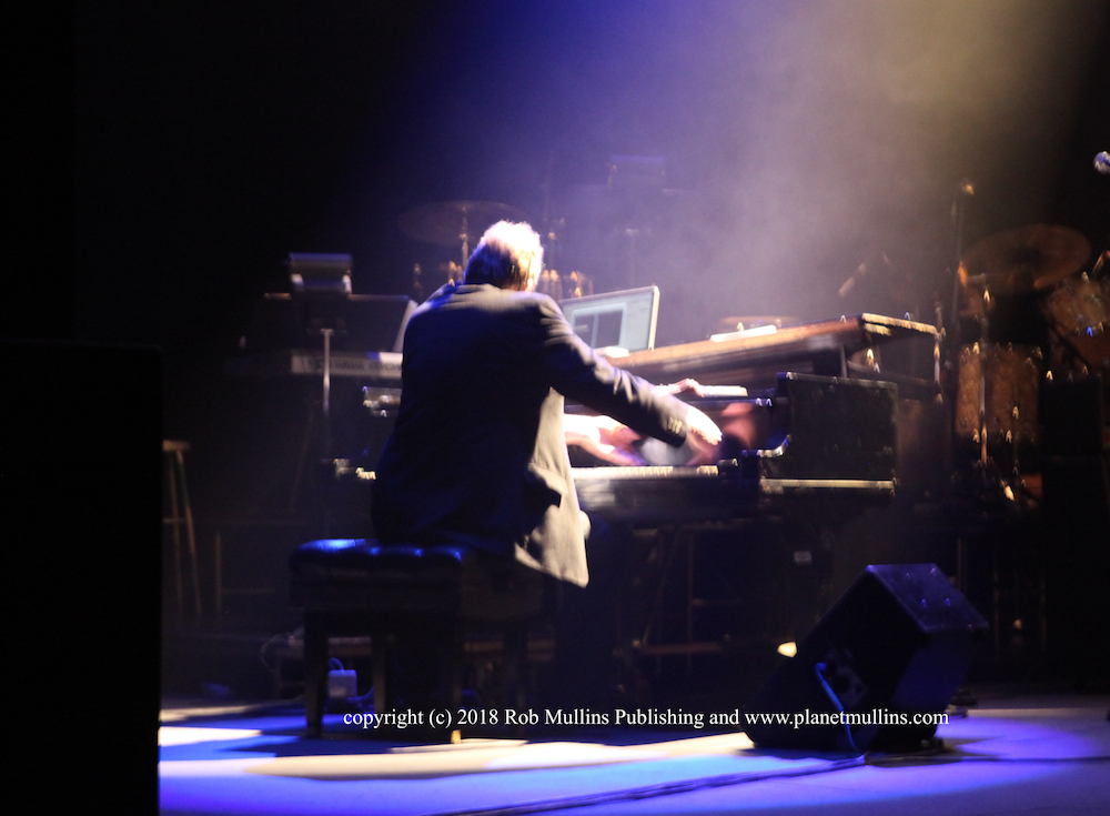 Rob Mullins Live Concert
                Photo